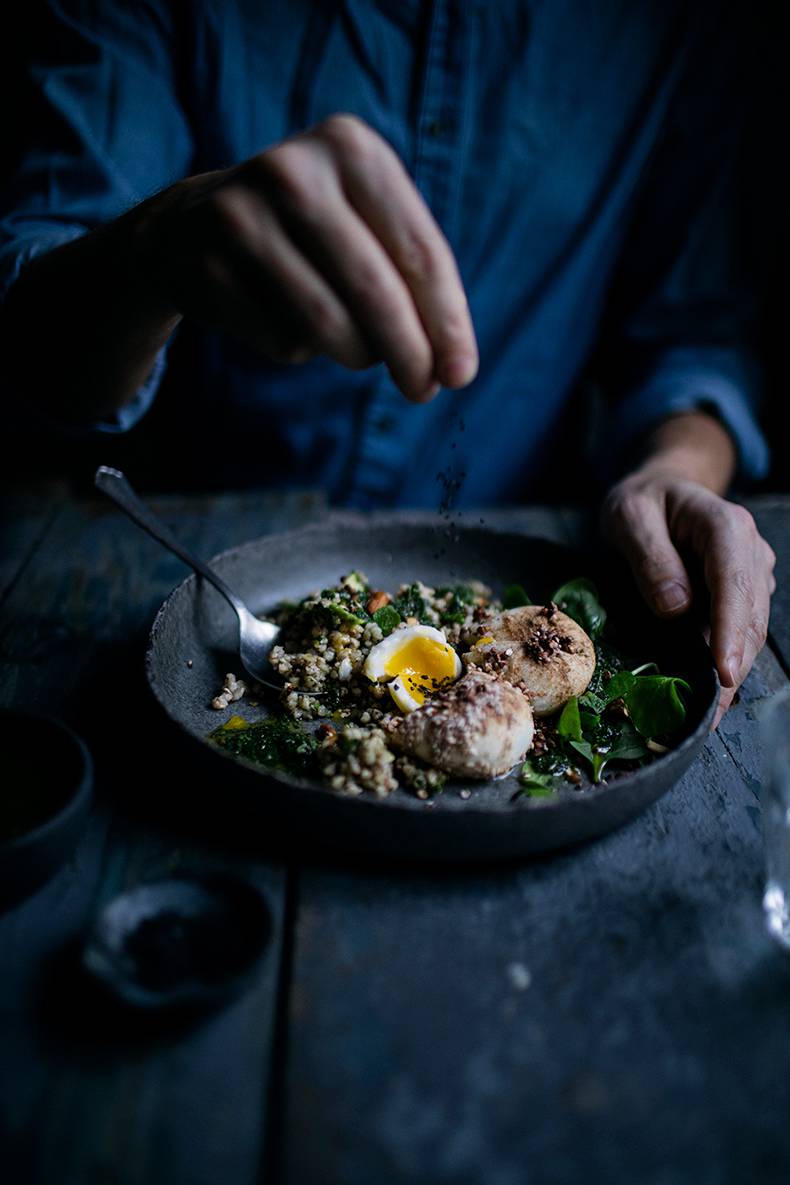 Buckwheat green eggs